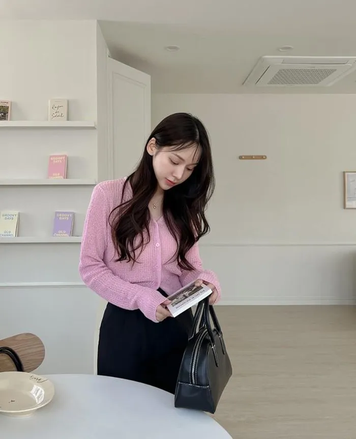 4 kiểu áo khoác mỏng xinh xắn nên có trong mùa Thu - Hình 3