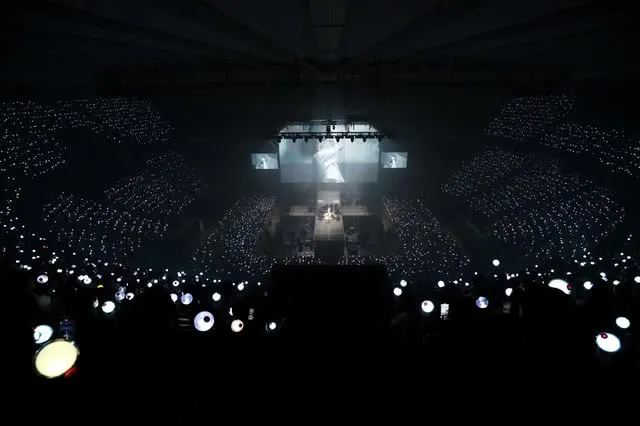Cộng đồng mạng dậy sóng khi nhóm fan BTS la hét gây hỗn loạn khiến 7 người bị thương - Hình 5