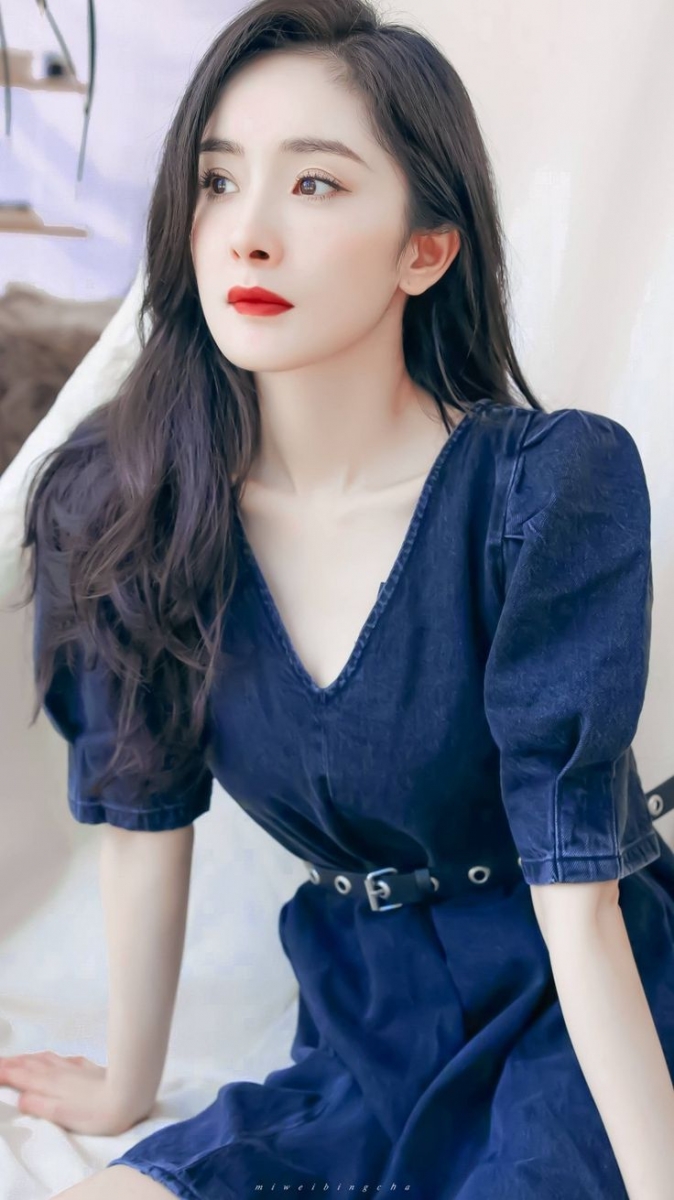 Dương Mịch chi gần 2000 tỉ chỉ để giành quyền nuôi con từ tay chồng cũ Lưu Khải Uy - Hình 1