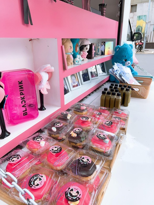 Jisoo - Rosé về Hàn Quốc vẫn nhớ Việt Nam, đăng ảnh chụp ở concert Hà Nội mừng 7 năm Blackpink debut - Hình 11