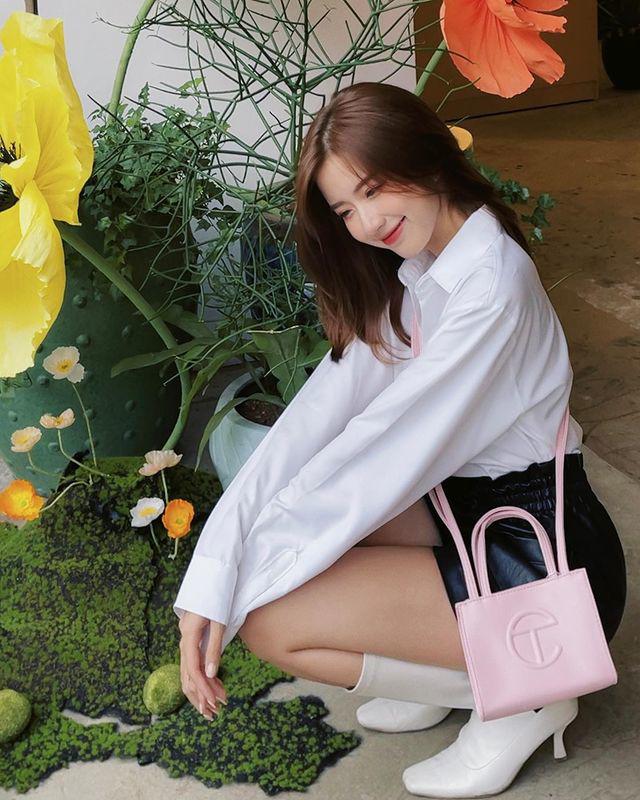 N.ữ sin.h top 1 trường nghệ thuật ngoài đời đẹp trong veo, ăn mặc điệu đà hơn trên phim - Hình 2