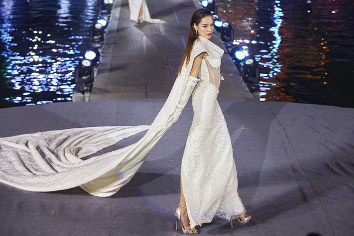 Lê Hoàng Phương vỗ mặt anti fan trước thềm Miss Grand 2023, Hương Ly nói về khả năng chiến thắng - Hình 1