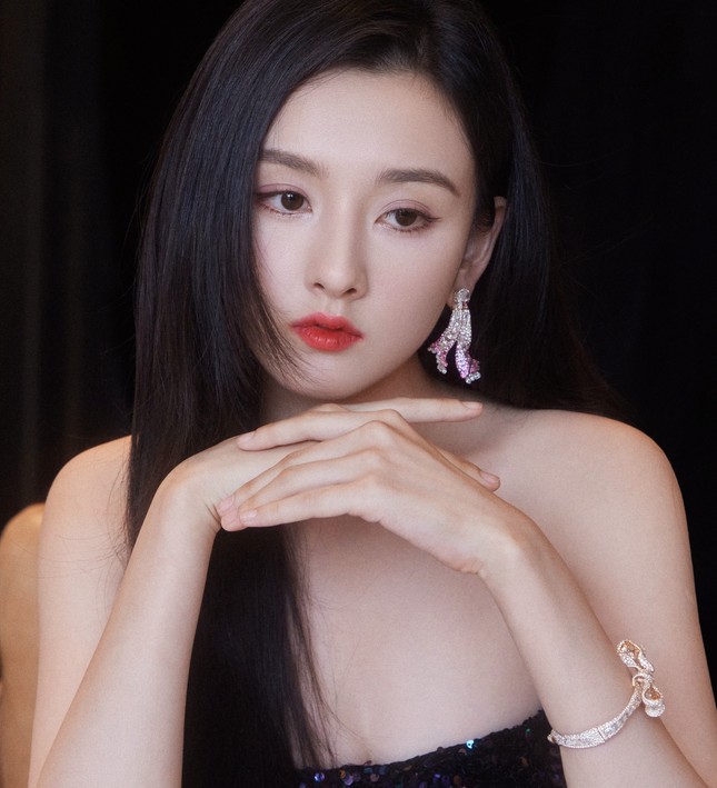 Tống Tổ Nhi lộ mối liên hệ khó ngờ với Ngô Diệc Phàm giữa ồn ào trốn thuế khiến fan náo loạn - Hình 6