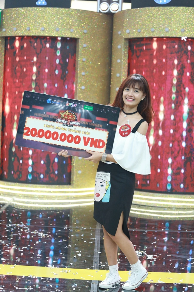 Hotgirl Quảng Bình có tên độc lạ, biệt danh bạn gái Sơn Tùng M-TP và cuộc sống sang chảnh hiện tại - Hình 6