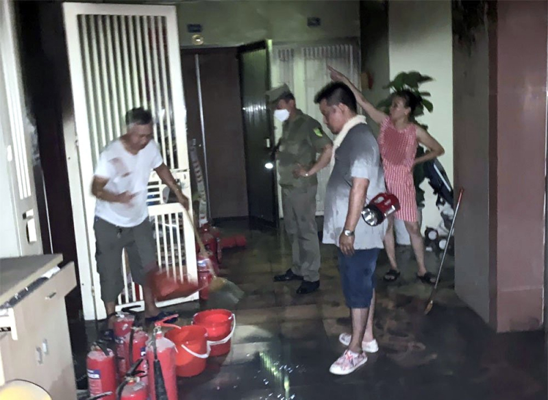 Chân dung chàng shipper đang giao hàng, nhưng vẫn xả thân lao vào cứu người vụ cháy ở Khương Hạ - Hình 2