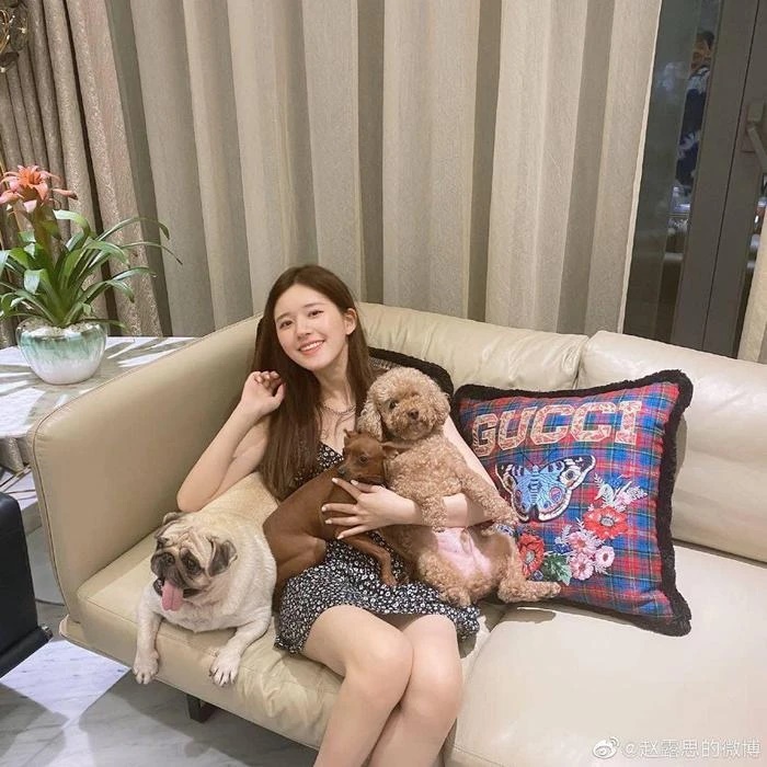 Triệu Lộ Tư bị nhân viên đăng đàn dài như sớ tố tính cách thật, sốc vì cách đối xử không giống ai - Hình 7
