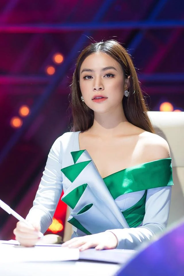 Hoàng Thùy Linh xóc xỉa đàn em còn non và xanh nhưng lại kém khôn hơn Đức Phúc ở điểm này! - Hình 2