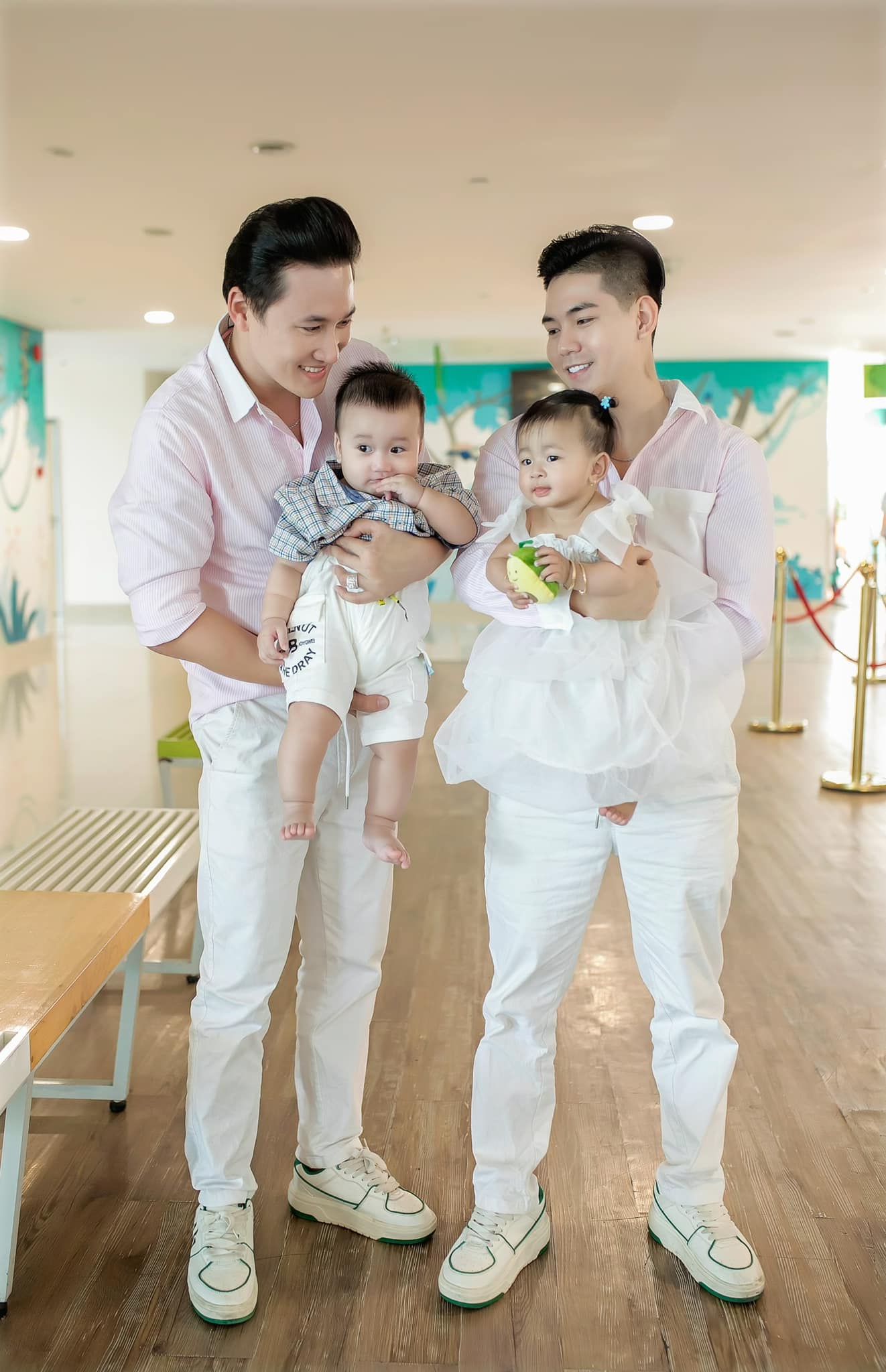 Hà Trí Quang - Thành Đoàn tung ảnh cưới, hé lộ dàn bê tráp đầy uy tín - Hình 6
