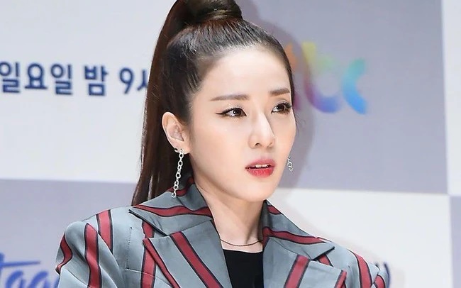 Sandara Park (2NE1): Tuổi thơ cơ cực, bố tù tội, từng chụp ảnh người lớn kiếm tiền, đổi đời nhờ YG - Hình 6