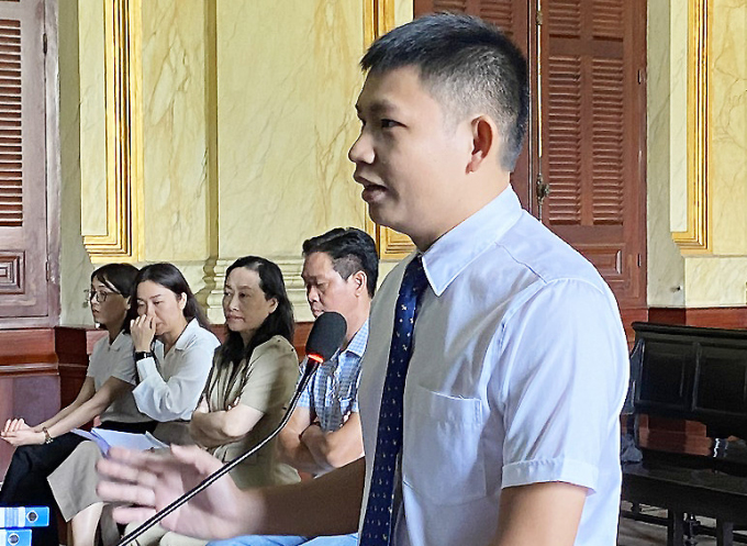 Siêu mẫu Ngọc Thúy hầu tòa chồng cũ Đức An, nguyên đơn vắng mặt, Phan Như Thảo thay thế đối đầu - Hình 3