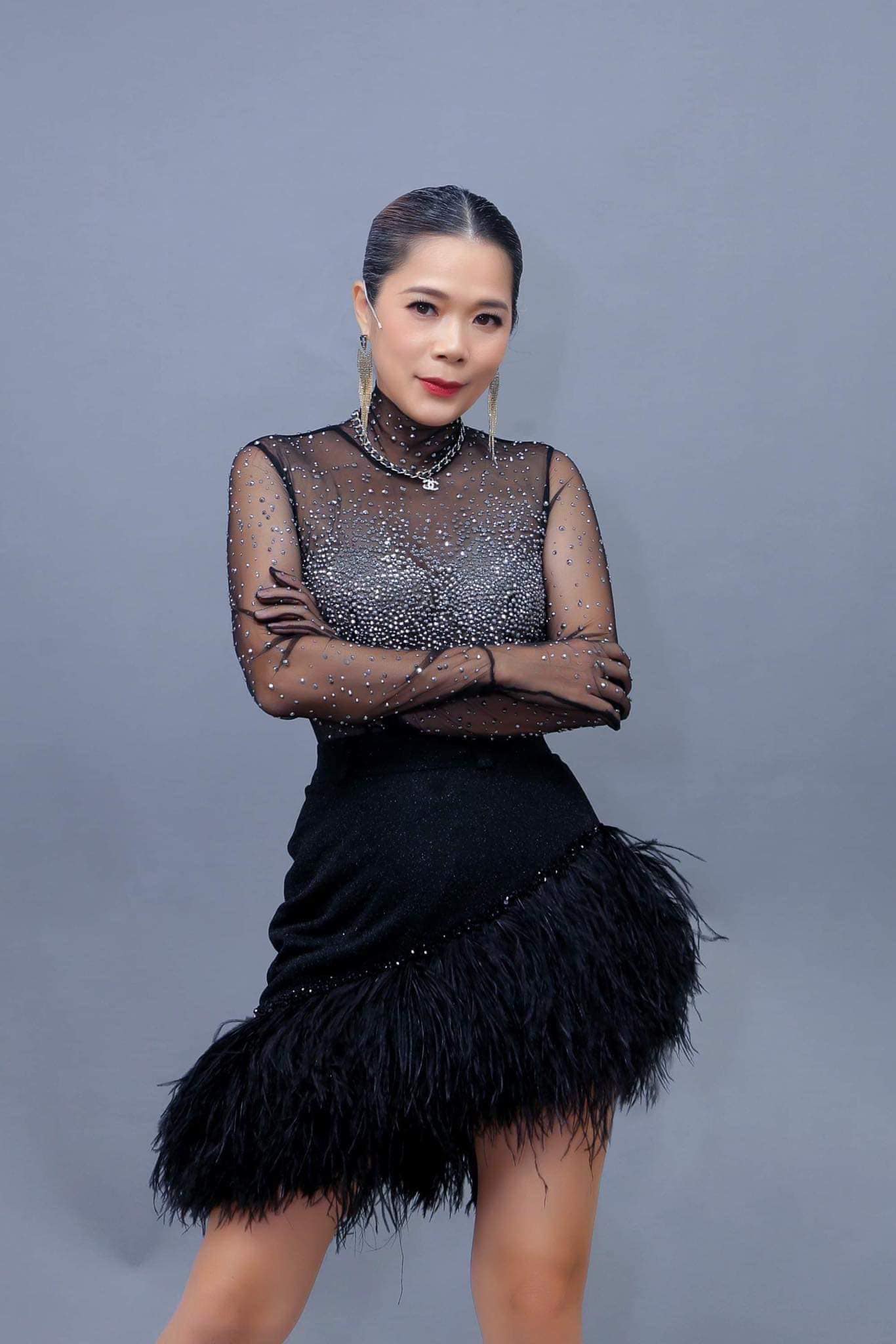 Mỹ Lệ bị CĐM nói hẹp hòi sau màn quay xe gắt, lên án Ý Nhi con chưa đủ tầm nổi tiếng đâu - Hình 4