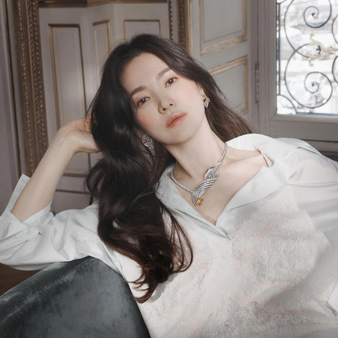 Vợ cũ Song Joong Ki khiến netizen phát sốt qua một chi tiết thời chưa là mỹ nhân màn ảnh - Hình 1