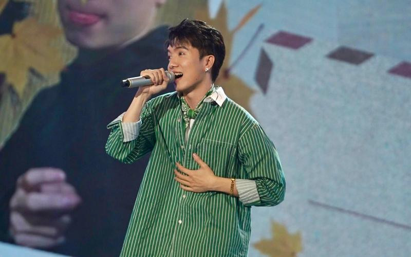 Xuân Định K.Y: Hot boy rinh vé Vàng của VN Idols từng nghĩ đến chuyện bỏ cuộc, về Huế làm công nhân - Hình 2