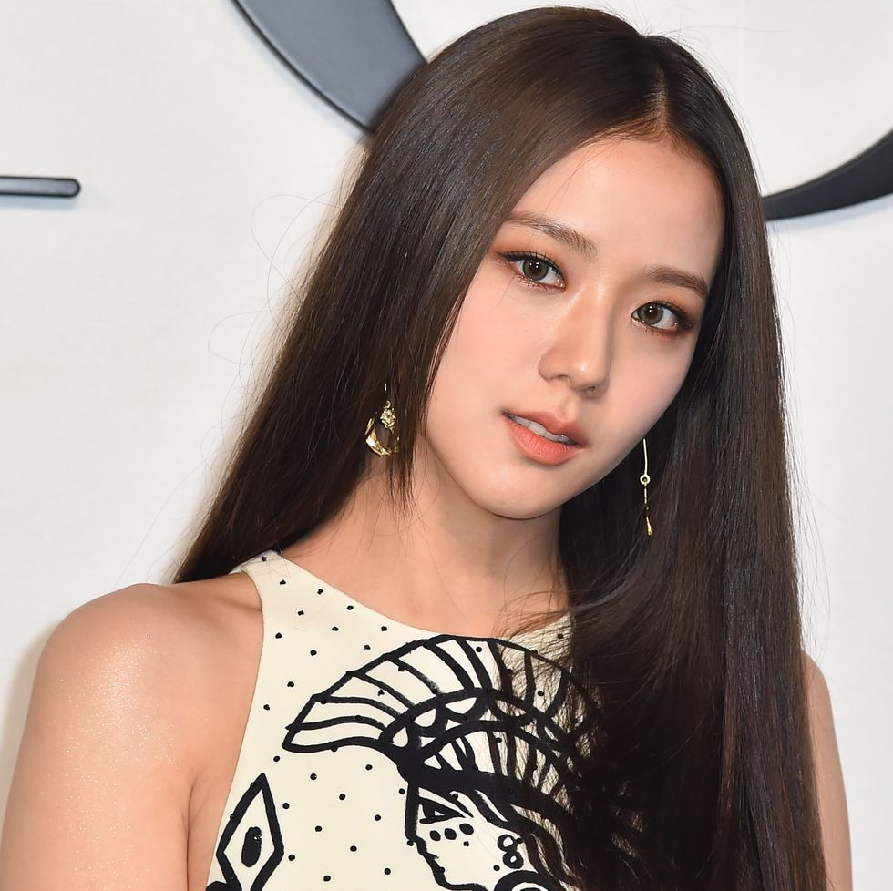 BLACKPINK trước ngày tái ký: Jennie úp mở ra mắt thương hiệu thời trang, Jisoo bất ngờ bị công kích? - Hình 3