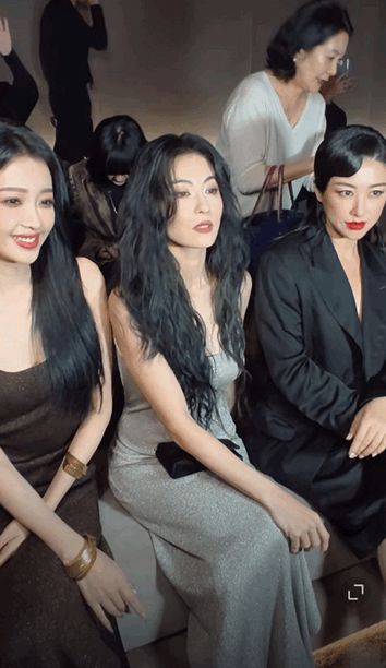 Trương Bá Chi gây sốt tại sự kiện ở trời Tây, nhan sắc tuổi 43 khiến các đàn em bị lu mờ - Hình 7