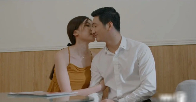 Cặp đôi từng bị ghét nhất màn ảnh Việt tái hợp ở phim mới: Nhà gái giờ lại khiến khán giả muốn tắt tivi - Hình 2