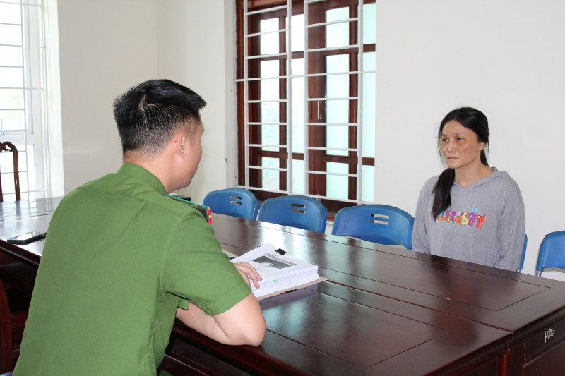 Bà thím U50 giả danh Việt kiều trẻ đẹp, gài bẫy các ông chú, lừa bạn trai lấy trót lọt 12 tỷ đồng - Hình 2