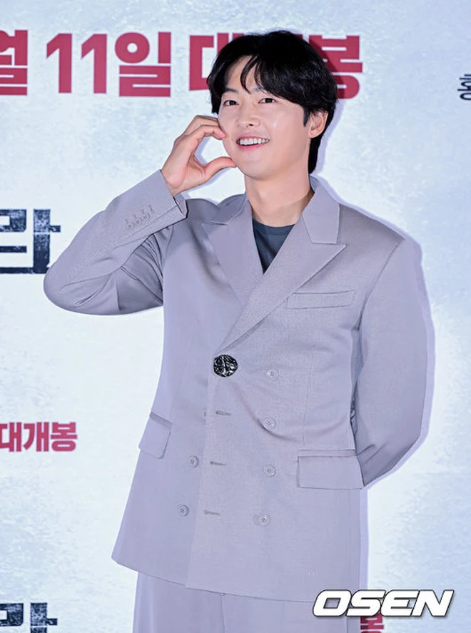 Song Joong Ki công khai làm 1 điều cho vợ ngoại quốc mà trước đây Song Hye Kyo chưa từng có cơ hội - Hình 1