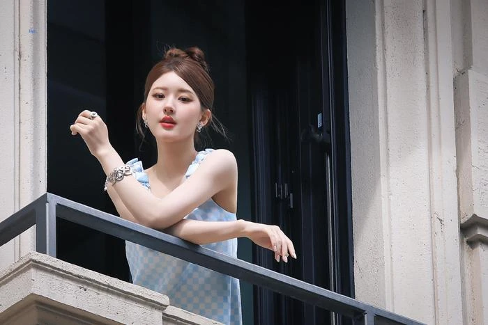 Triệu Lộ Tư bị mỉa mai là hotgirl mạng không có khí chất minh tinh, vẫn hơn Bạch Lộc ở điểm này! - Hình 4