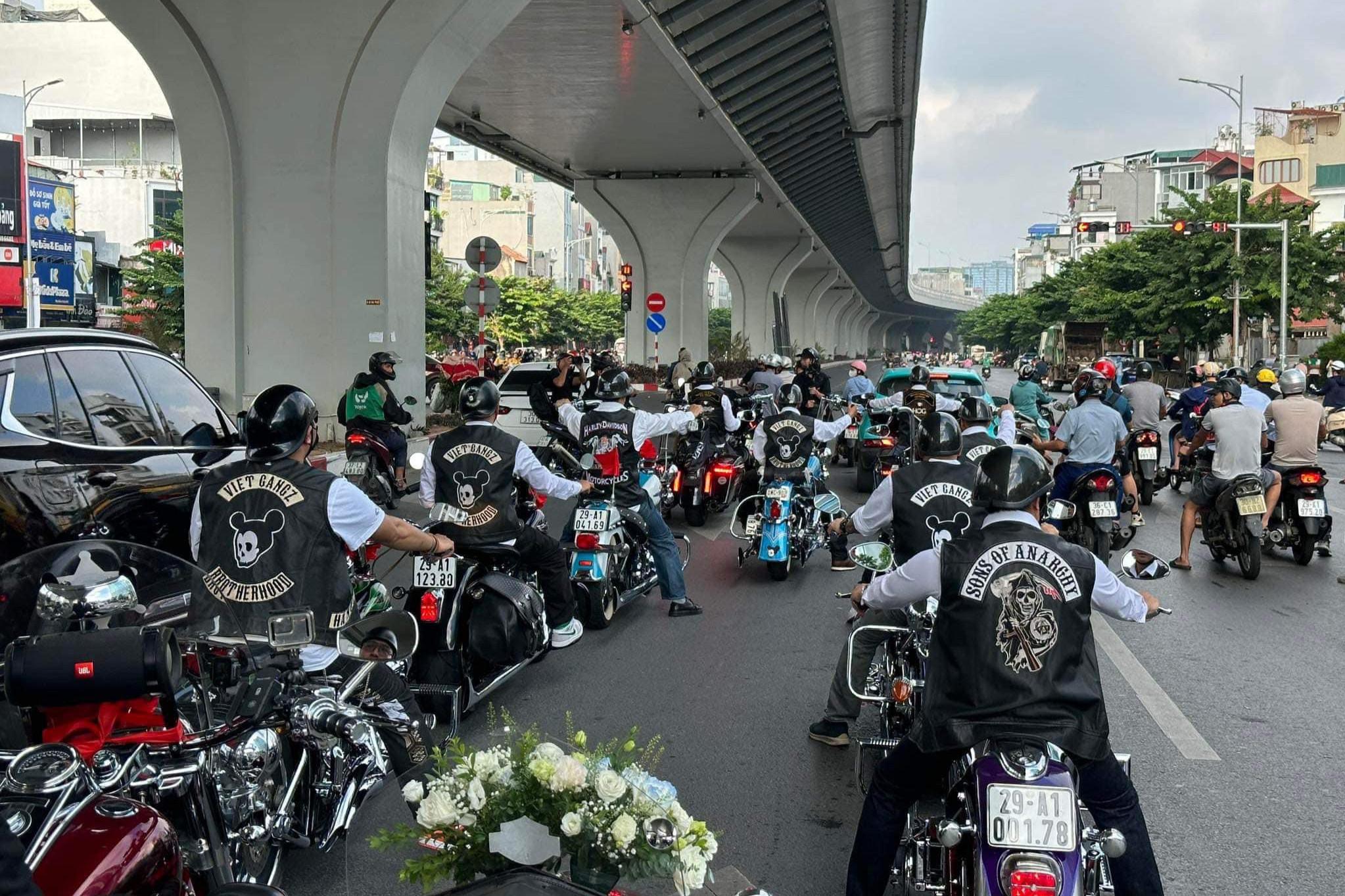 Cô dâu ngầu nhất Hà Nội được chồng đón bằng dàn siêu mô tô 20 tỷ đồng, soi gia thế mới bất ngờ - Hình 3