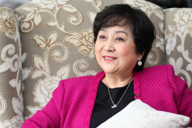 Chân Trân: Lúc trẻ vạn người mê, về già nằm liệt giường không ai chăm, hối hận vì ly hôn Tạ Hiền - Hình 9