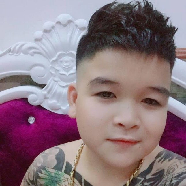 Cu Thóc: Cao chỉ 1m4, từng lên sóng VTV như một tấm gương vượt khó, bị bắt vì chất cấm, giờ ra sao? - Hình 7