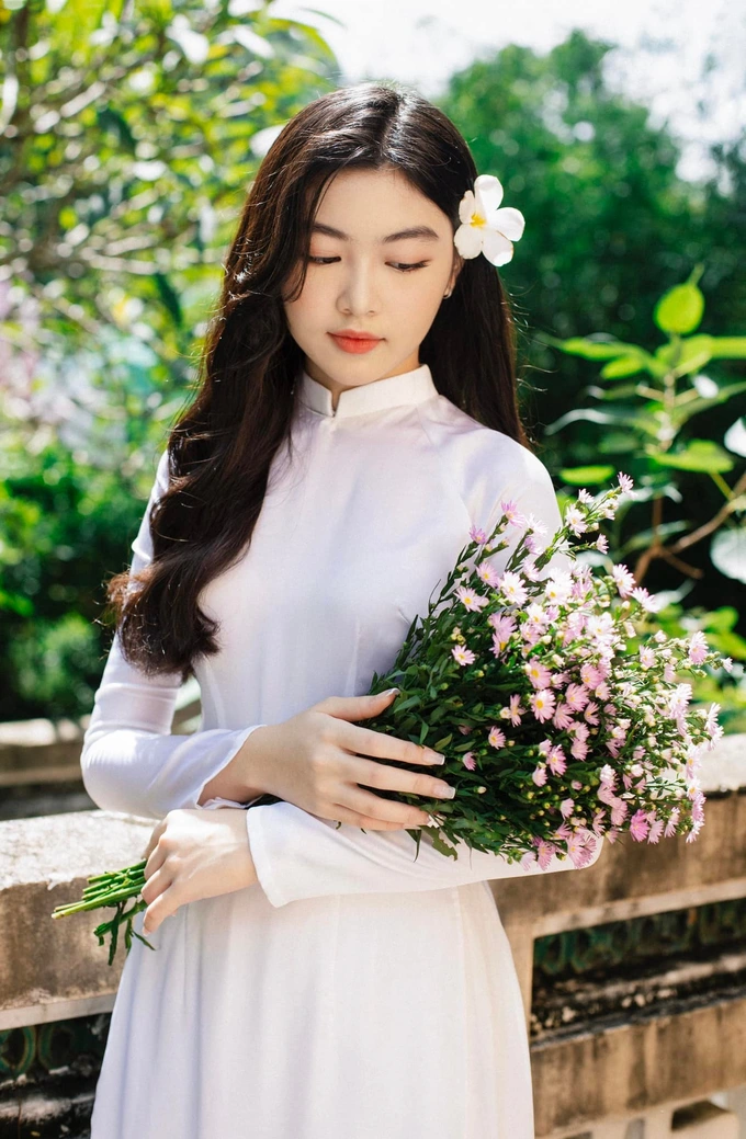Lọ Lem nhà MC Quyền Linh hé lộ tài lẻ xứng đáng nhận điểm 10, CĐM hối thúc: Thi Hoa hậu gấp! - Hình 7