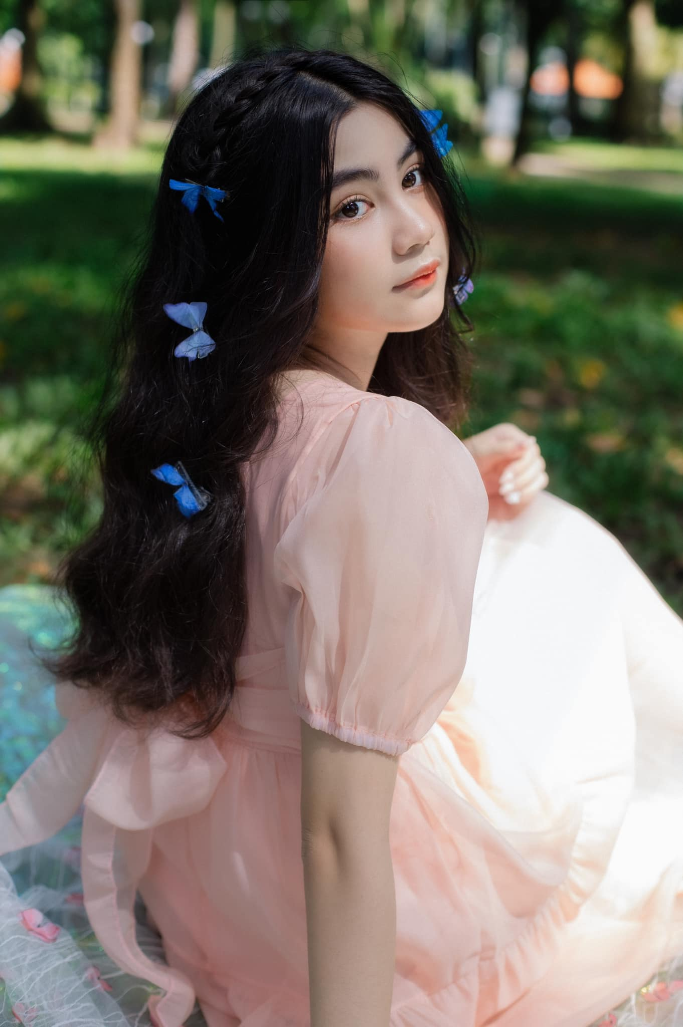 Lọ Lem nhà MC Quyền Linh hé lộ tài lẻ xứng đáng nhận điểm 10, CĐM hối thúc: Thi Hoa hậu gấp! - Hình 8