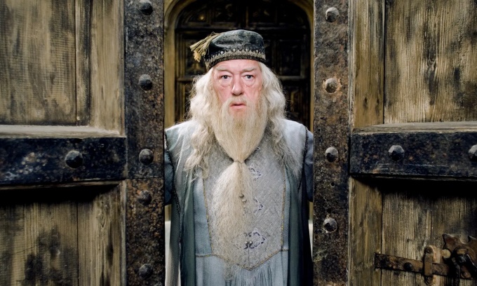 Michael Gambon: Thầy Dumbledore của Harry Potter qua đời ở tuổi 82, khán giả thế giới tiếc thương - Hình 7