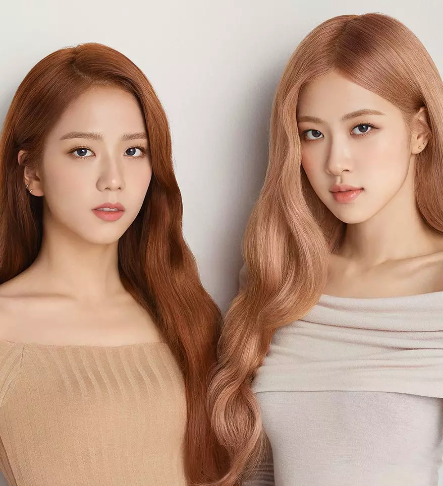 Rosé lôi kéo Jisoo đến xem Lisa khoe da thịt ở quán rượu nức tiếng, phản ứng của chị cả gây chú ý - Hình 6