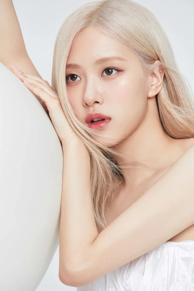 Rosé (BLACKPINK) hóa cô dâu trong sự kiện, diện mạo xinh đẹp như thiên thần khiến fan điêu đứng - Hình 1