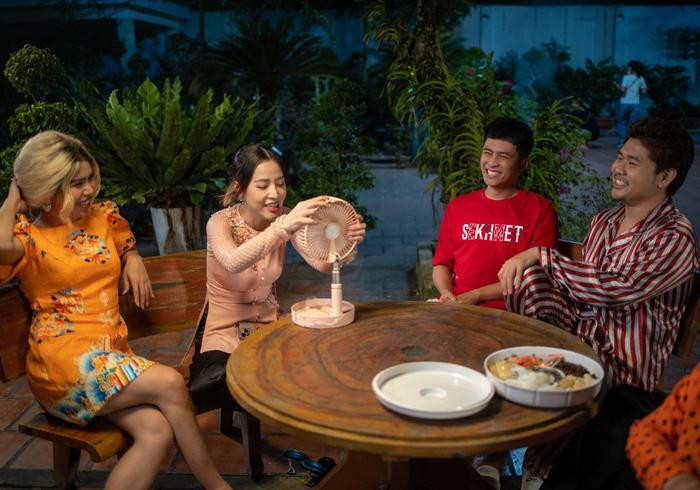 Puka - Gin Tuấn Kiệt lần đầu xuất hiện hậu công khai đính hôn, dàn sao Việt làm lộ chuyện động trời - Hình 12