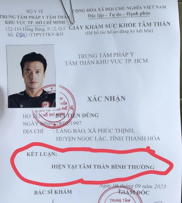 Thủ môn Bùi Tiến Dũng đi khám sức khỏe tâm thần vì vợ Tây, sự thật về hôn nhân bất ngờ được hé lộ - Hình 2