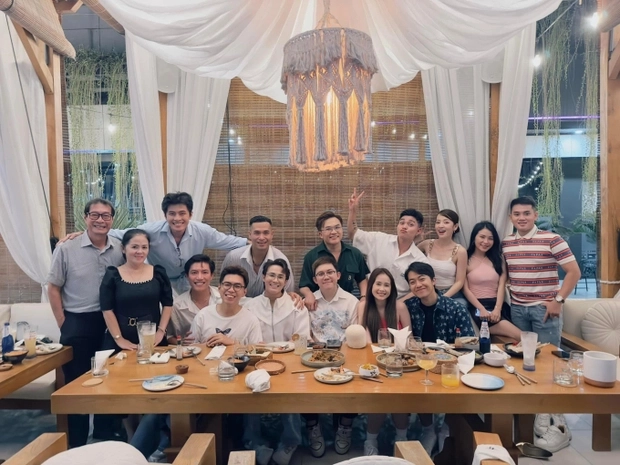 Gin Tuấn Kiệt lộ khoảnh khắc sụt sùi hậu cầu hôn, Puka bất ngờ nói xin lỗi khán giả, chuyện gì đây? - Hình 1