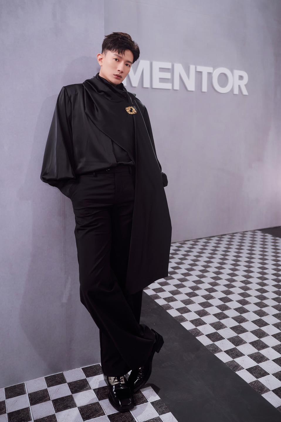Dược sĩ Tiến đáp trả vì bị chê lạm quyền, làm lố tại The New Mentor, thái độ gay gắt, thách thức CĐM - Hình 9