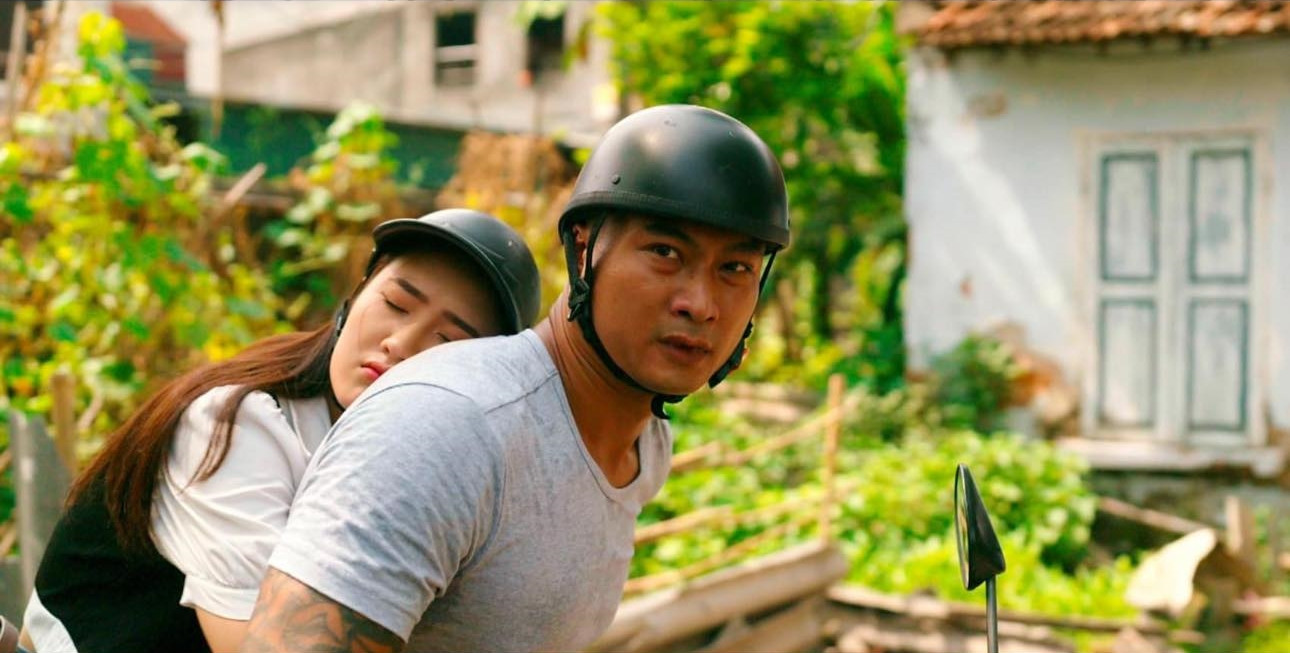 Phương Anh Làng trong phố nhớ nhất cảnh đánh ghen và say xỉn - Hình 5