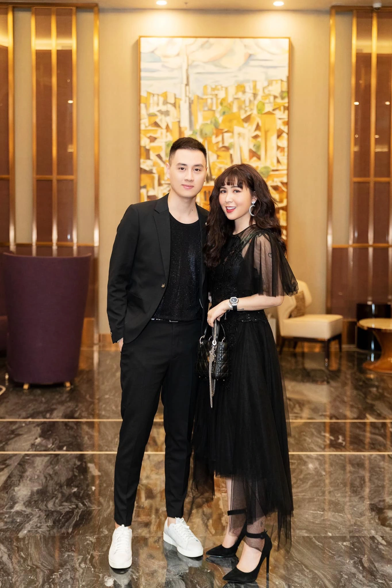 Loan Hoàng: Hot mom từng ở nhà 15m2, nay xế hộp, nhà tiền tỷ trải dài gây choáng - Hình 4