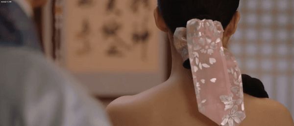 Loạt phim đáng xem của mỹ nhân Hàn hot nhất hiện tại: Nữ hoàng lãng mạn, từng có cảnh cởi áo gây bão MXH - Hình 4