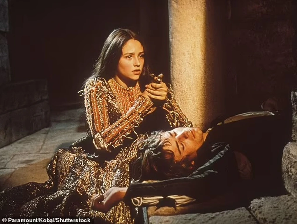 Olivia Hussey: Nàng Juliet đẹp nhất màn ảnh và chuyện tình bi kịch - Hình 4