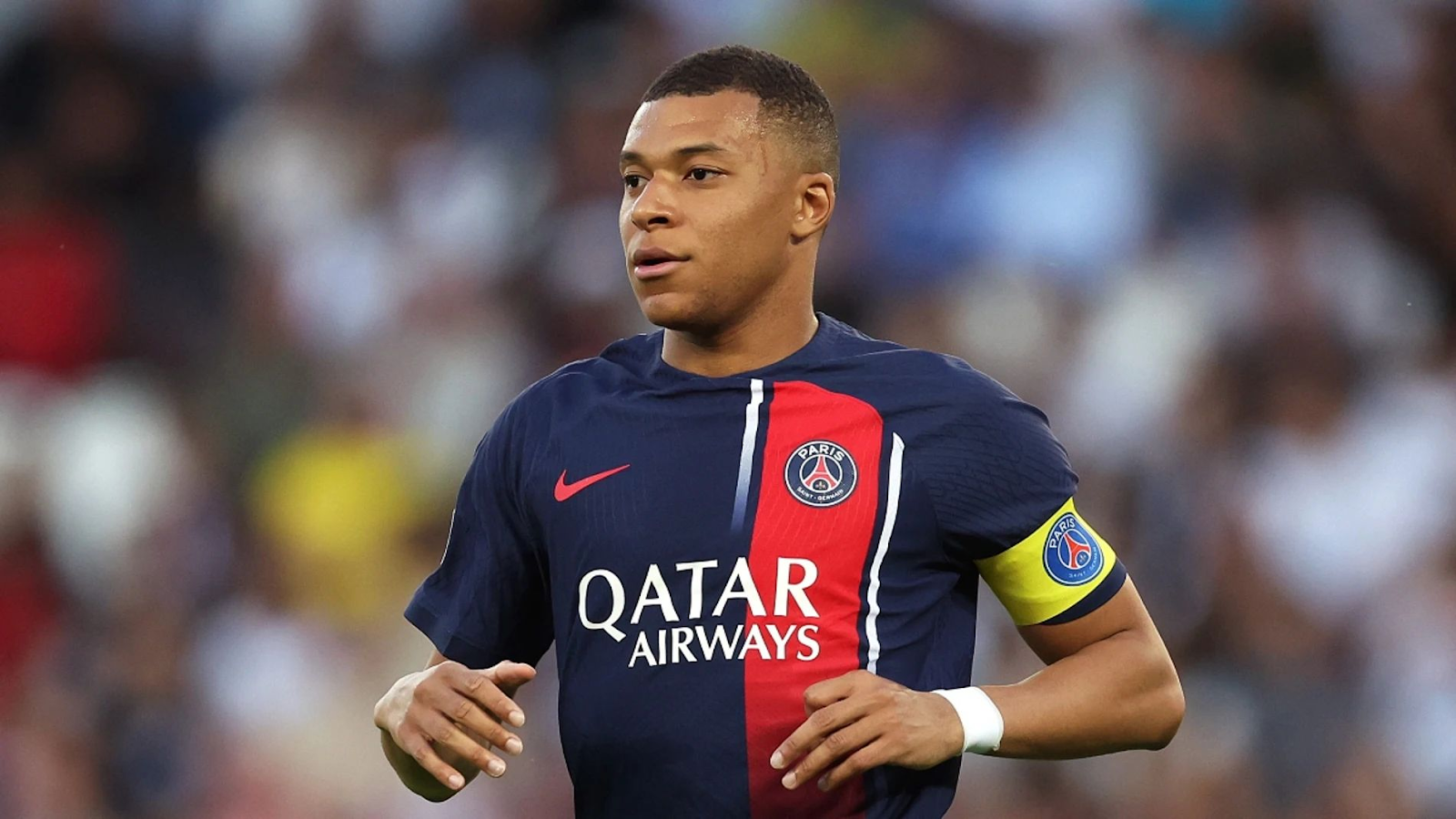 Kylian Mbappe ngập ngừng về việc rời PSG, đã nhắm trúng Real Madrid? - Hình 1