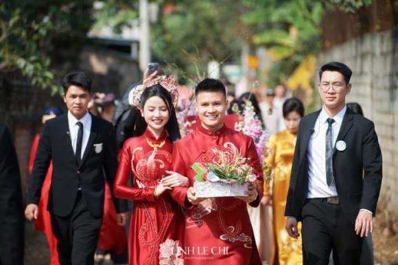 Chu Thanh Huyền phát ngôn trước họ hàng nhà Quang Hải khiến bố chồng đổi sắc mặt - Hình 1