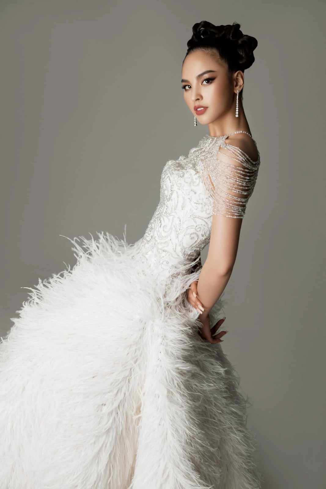 Top 3 Miss Universe VN sau 4 tháng: Hoa hậu cất kho, Á hậu nhận show mệt nghỉ - Hình 6