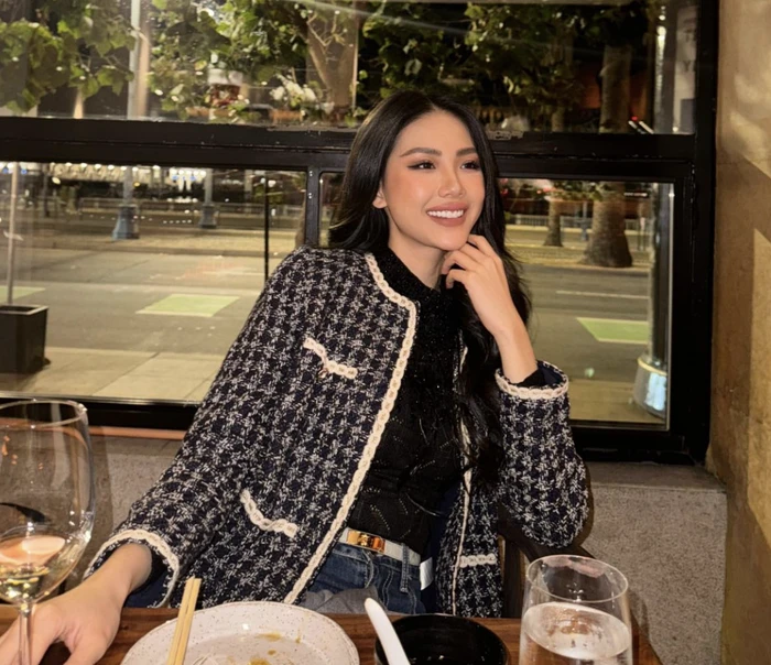 Top 3 Miss Universe VN sau 4 tháng: Hoa hậu cất kho, Á hậu nhận show mệt nghỉ - Hình 2