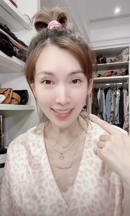 Trần Nhược Nghi: Từ fan thành vợ Lâm Chí Dĩnh, áp lực làm dâu, mẹ chồng khắt khe - Hình 2