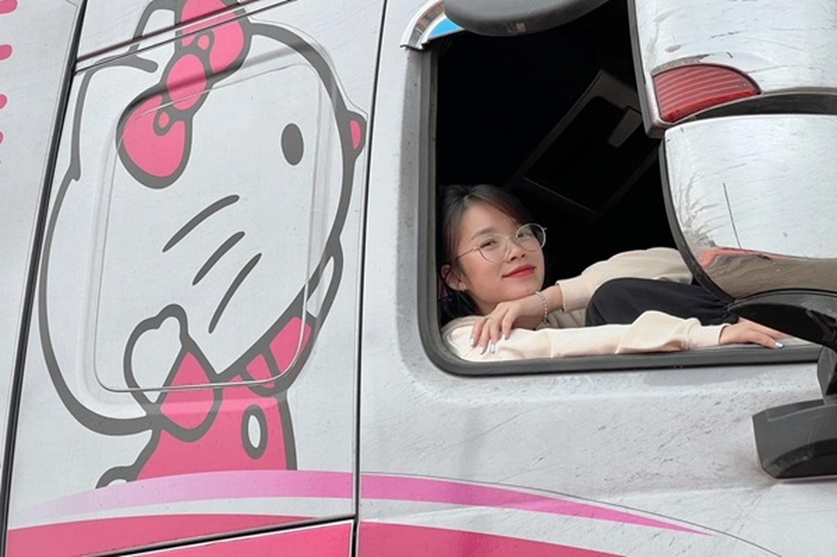 Bóng hồng container lên tiếng khi xe hello kitty gây tai nạn, hé lộ nguyên nhân - Hình 4
