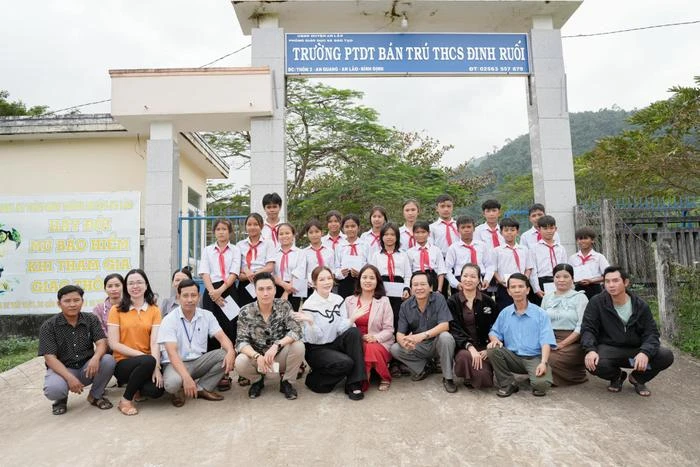Lý Nhã Kỳ công khai bạn trai người ngoại quốc, liền chi 10 tỷ làm 1 việc ý nghĩa - Hình 6
