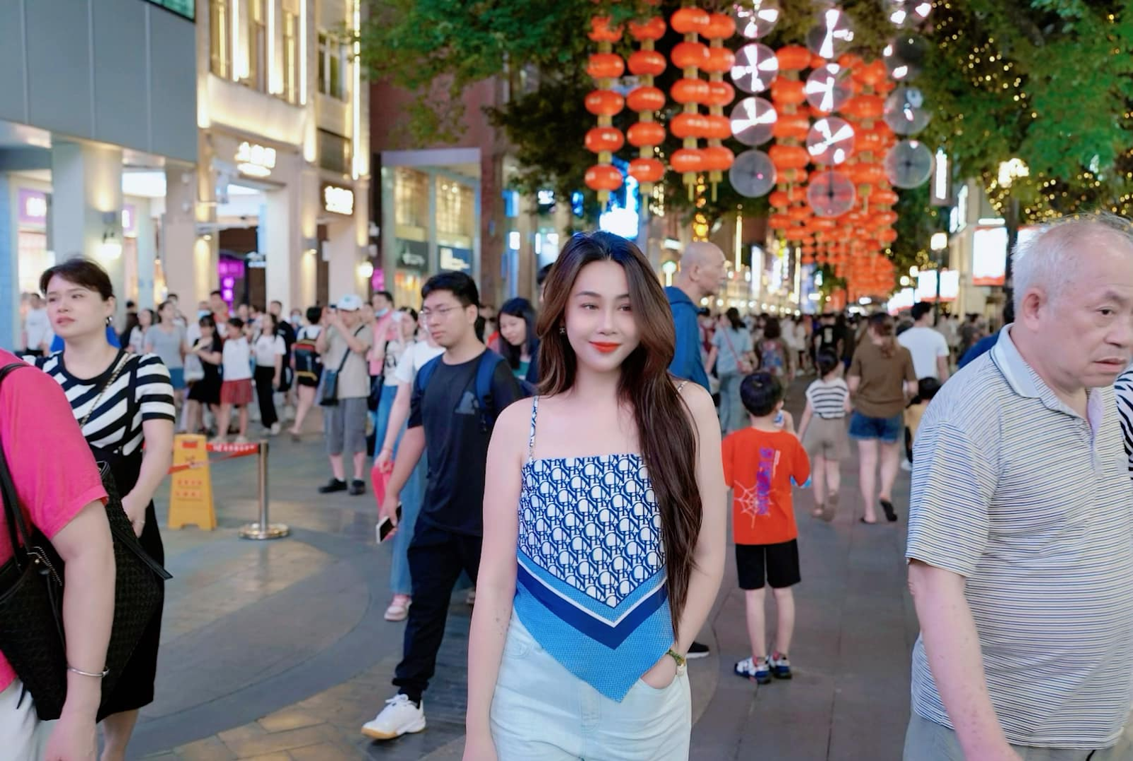 Nhà văn Gào: chị x trong truyền thuyết, sở hữu anti fan đông đảo, giờ ra sao? - Hình 7