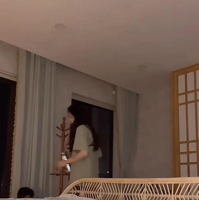 Nam Em dùng từ thô tục trả lời khán giả, ẩn ý làm điều dại dột trên livestream - Hình 6