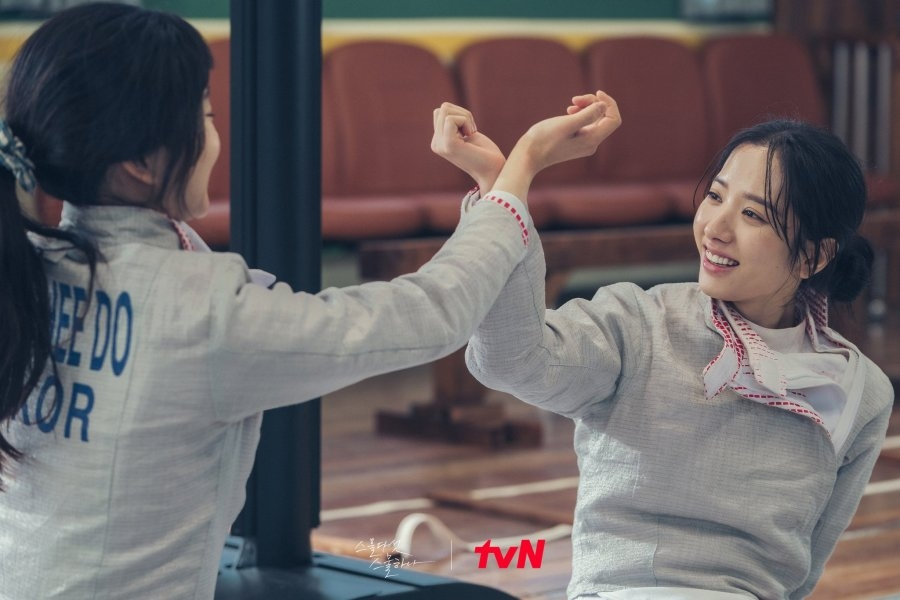 Bona: bạn thân Jisoo, xuất thân là thần tượng nhưng nổi lên nhờ diễn xuất - Hình 7