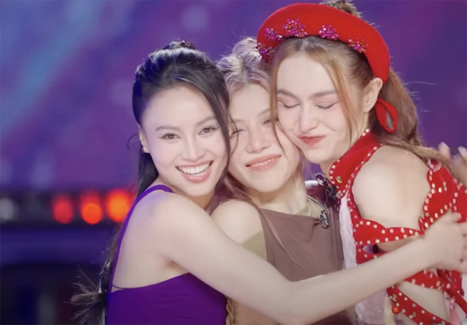 MLee - Trang Pháp hàn gắn mối quan hệ đêm chung kết, Lệ Quyên vẫn giãy đành đạch - Hình 2
